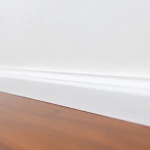 Akrylowanie listew przypodłogowych cena