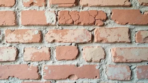 Czy można kłaść płytki na nieotynkowana ścianę