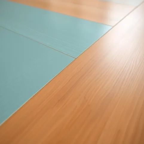 czy można malować panele podłogowe