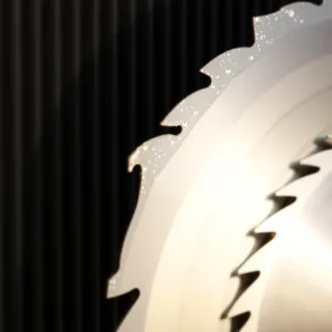 Czym ciąć panele lamelowe