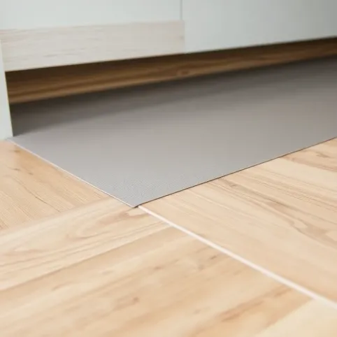 folia grzewcza pod panele  montaż