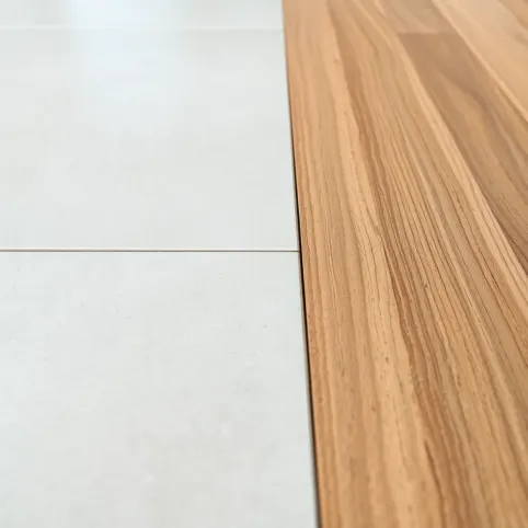 Jak połączyć płytki z panelami winylowymi