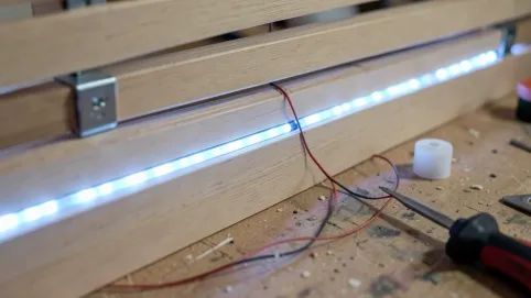 Jak zamontować ledy w lamelach