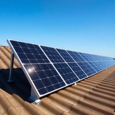 Jaki kąt paneli na dachu płaskim