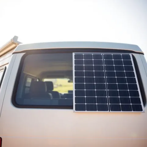 Jakiej mocy panel do przyczepy kempingowej