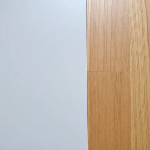 Listwa między płytkami a panelami