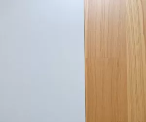 Listwa między płytkami a panelami