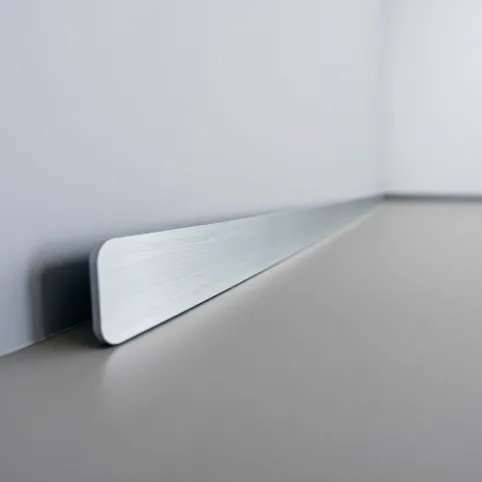 Listwa podłogowa aluminiowa