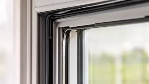 Nawiewniki okienne bez wiercenia montaż