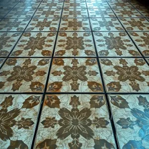 Płytki podłogowe stare wzory